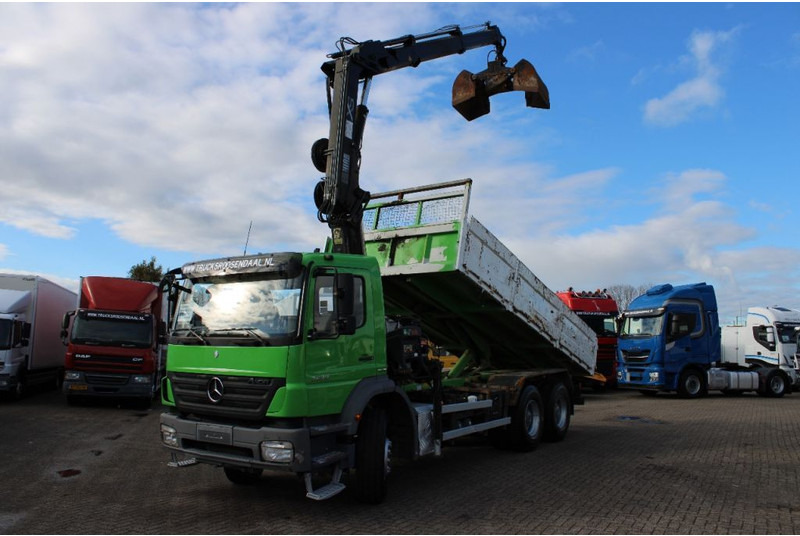 Mercedes-Benz Axor 2633 + TIPPER + HIAB 144 + REMOTE + MANUAL + 6x4 - Kiper, Kamion s kranom: slika Mercedes-Benz Axor 2633 + TIPPER + HIAB 144 + REMOTE + MANUAL + 6x4 - Kiper, Kamion s kranom Mercedes-Benz Axor 2633 + TIPPER + HIAB 144 + REMOTE + MANUAL + 6x4 - Kiper, Kamion s kranom: slika Mercedes-Benz Axor 2633 + TIPPER + HIAB 144 + REMOTE + MANUAL + 6x4 - Kiper, Kamion s kranom