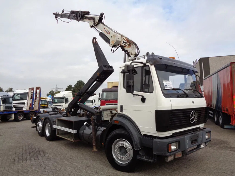 Mercedes-Benz SK 2433 + Semi-Auto + PTO + Serie 14 Crane + 3 pedals - Kamion s kabelskim sustavom, Kamion s kranom: slika Mercedes-Benz SK 2433 + Semi-Auto + PTO + Serie 14 Crane + 3 pedals - Kamion s kabelskim sustavom, Kamion s kranom Mercedes-Benz SK 2433 + Semi-Auto + PTO + Serie 14 Crane + 3 pedals - Kamion s kabelskim sustavom, Kamion s kranom: slika Mercedes-Benz SK 2433 + Semi-Auto + PTO + Serie 14 Crane + 3 pedals - Kamion s kabelskim sustavom, Kamion s kranom