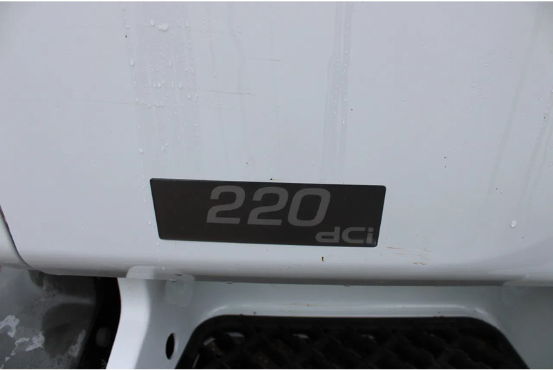 Kamion s ceradom Renault Midlum 220 + MANUAL + LIFT + 12T: slika Kamion s ceradom Renault Midlum 220 + MANUAL + LIFT + 12T