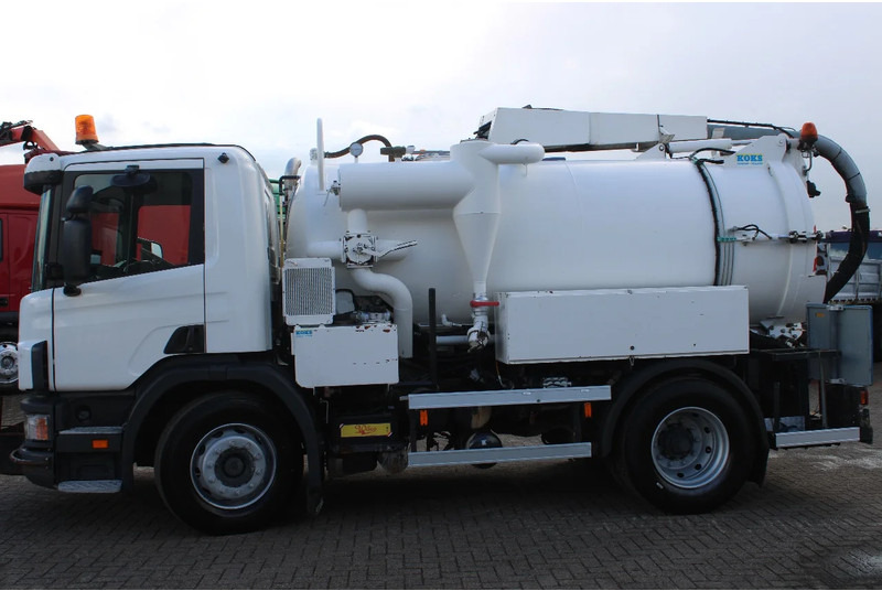 Scania 94 .230 + 5m3 waste + 1m3 clean - Vakum kamion: slika Scania 94 .230 + 5m3 waste + 1m3 clean - Vakum kamion Scania 94 .230 + 5m3 waste + 1m3 clean - Vakum kamion: slika Scania 94 .230 + 5m3 waste + 1m3 clean - Vakum kamion