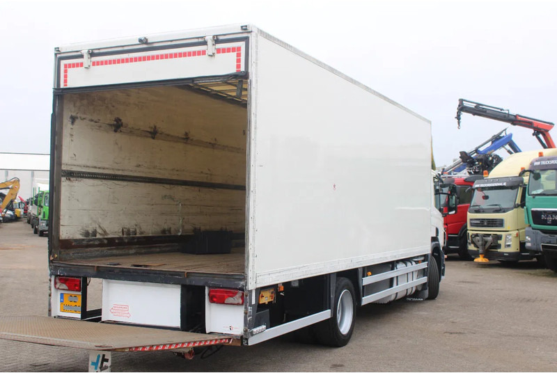 Scania P230 + LIFT + EURO 5 - Kamion sandučar: slika Scania P230 + LIFT + EURO 5 - Kamion sandučar Scania P230 + LIFT + EURO 5 - Kamion sandučar: slika Scania P230 + LIFT + EURO 5 - Kamion sandučar