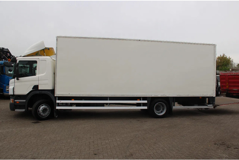 Scania P230 + LIFT + EURO 5 - Kamion sandučar: slika Scania P230 + LIFT + EURO 5 - Kamion sandučar Scania P230 + LIFT + EURO 5 - Kamion sandučar: slika Scania P230 + LIFT + EURO 5 - Kamion sandučar