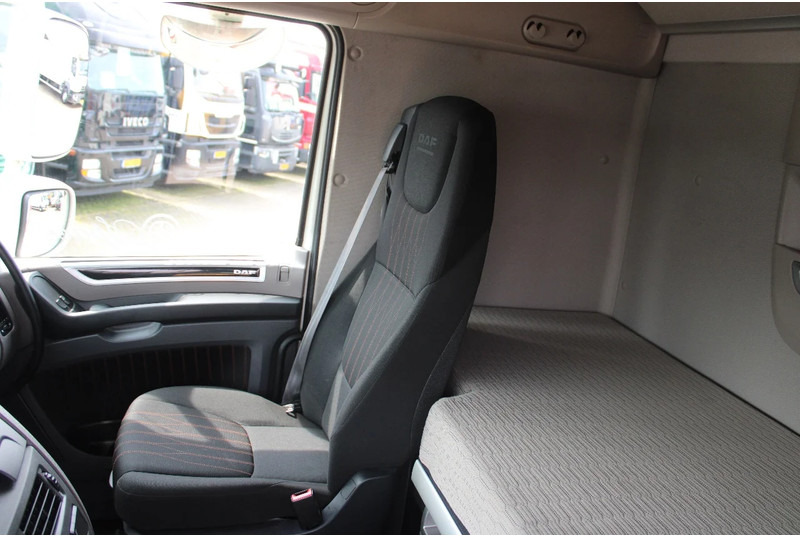 Tegljač DAF XF 106.530 + euro 6 + spoiler + top truck (G314): slika Tegljač DAF XF 106.530 + euro 6 + spoiler + top truck (G314)