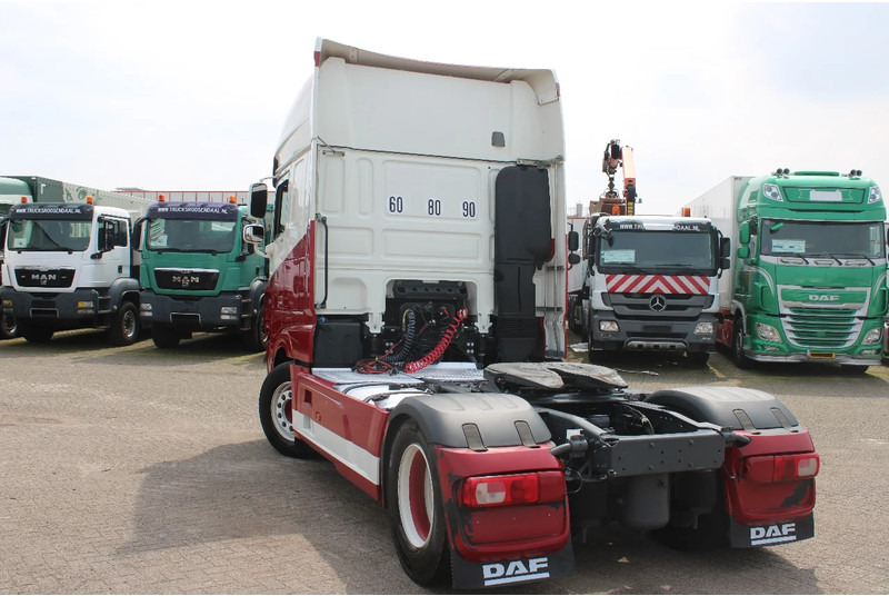 DAF XF 106.530 + euro 6 + spoiler + top truck (G314) - Tegljač: slika DAF XF 106.530 + euro 6 + spoiler + top truck (G314) - Tegljač DAF XF 106.530 + euro 6 + spoiler + top truck (G314) - Tegljač: slika DAF XF 106.530 + euro 6 + spoiler + top truck (G314) - Tegljač