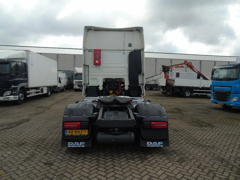 DAF XF 460 + EURO 6 - Tegljač: slika DAF XF 460 + EURO 6 - Tegljač DAF XF 460 + EURO 6 - Tegljač: slika DAF XF 460 + EURO 6 - Tegljač