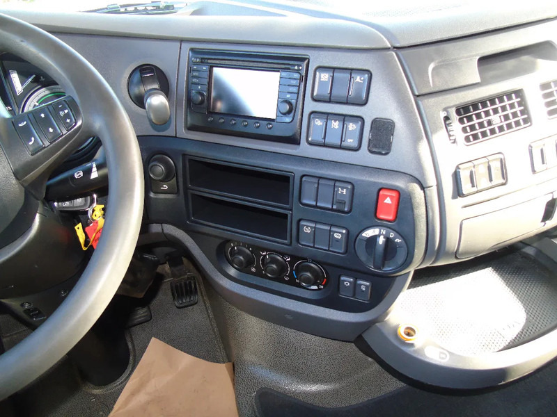 Tegljač DAF XF 510 + PTO + EURO 6 + SSC + SPOILER: slika Tegljač DAF XF 510 + PTO + EURO 6 + SSC + SPOILER