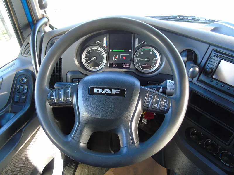 Tegljač DAF XF 510 + PTO + EURO 6 + SSC + SPOILER: slika Tegljač DAF XF 510 + PTO + EURO 6 + SSC + SPOILER