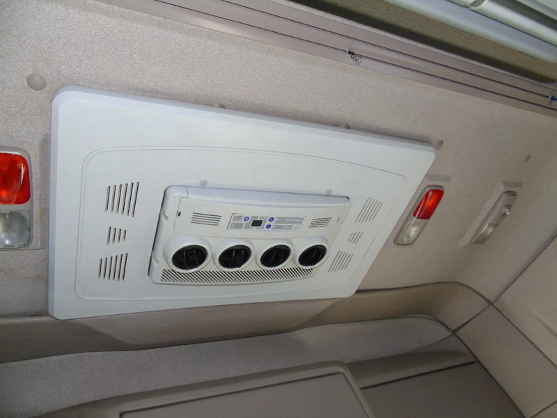 Tegljač DAF XF 510 + PTO + EURO 6 + SSC + SPOILER: slika Tegljač DAF XF 510 + PTO + EURO 6 + SSC + SPOILER