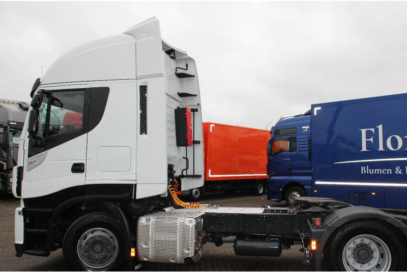 Iveco Stralis 420 + euro 6 - Tegljač: slika Iveco Stralis 420 + euro 6 - Tegljač Iveco Stralis 420 + euro 6 - Tegljač: slika Iveco Stralis 420 + euro 6 - Tegljač