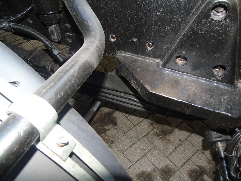 Tegljač MAN TGA 41.430 + HIAB 800 6x + 5x JIB WINCH + 8X4 + REMOTE: slika Tegljač MAN TGA 41.430 + HIAB 800 6x + 5x JIB WINCH + 8X4 + REMOTE Tegljač MAN TGA 41.430 + HIAB 800 6x + 5x JIB WINCH + 8X4 + REMOTE: slika Tegljač MAN TGA 41.430 + HIAB 800 6x + 5x JIB WINCH + 8X4 + REMOTE