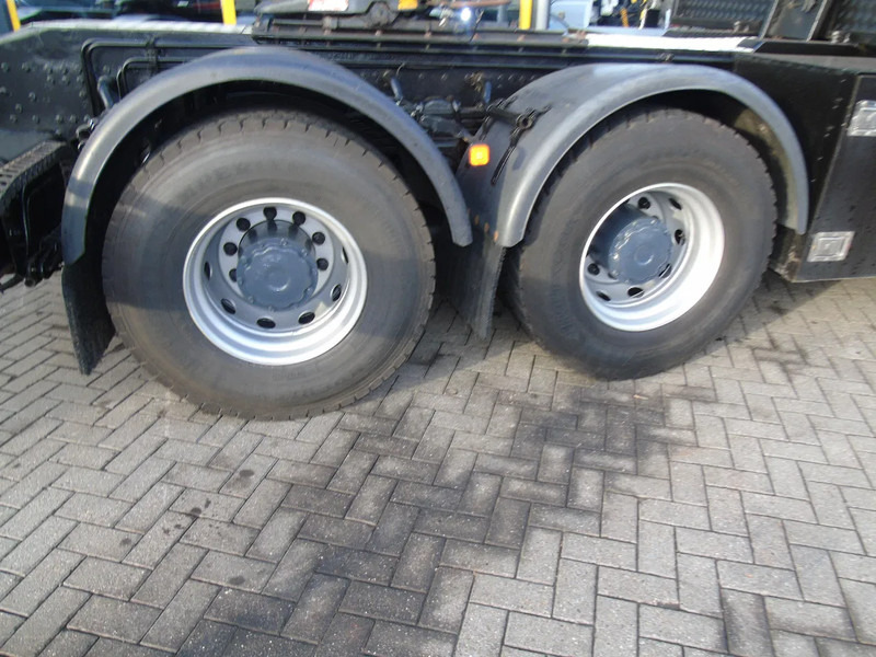 Tegljač MAN TGA 41.430 + HIAB 800 6x + 5x JIB WINCH + 8X4 + REMOTE: slika Tegljač MAN TGA 41.430 + HIAB 800 6x + 5x JIB WINCH + 8X4 + REMOTE Tegljač MAN TGA 41.430 + HIAB 800 6x + 5x JIB WINCH + 8X4 + REMOTE: slika Tegljač MAN TGA 41.430 + HIAB 800 6x + 5x JIB WINCH + 8X4 + REMOTE