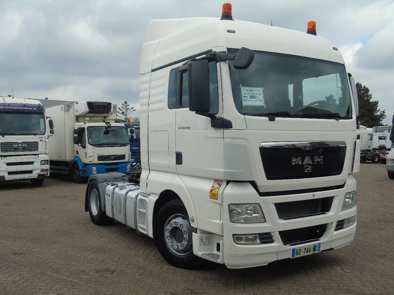 MAN TGX 18.440 + EURO 5!! 3X IN STOCK - Tegljač: slika MAN TGX 18.440 + EURO 5!! 3X IN STOCK - Tegljač MAN TGX 18.440 + EURO 5!! 3X IN STOCK - Tegljač: slika MAN TGX 18.440 + EURO 5!! 3X IN STOCK - Tegljač