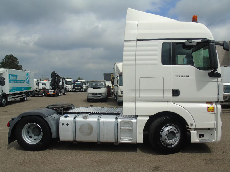 MAN TGX 18.440 + EURO 5!! 3X IN STOCK - Tegljač: slika MAN TGX 18.440 + EURO 5!! 3X IN STOCK - Tegljač MAN TGX 18.440 + EURO 5!! 3X IN STOCK - Tegljač: slika MAN TGX 18.440 + EURO 5!! 3X IN STOCK - Tegljač