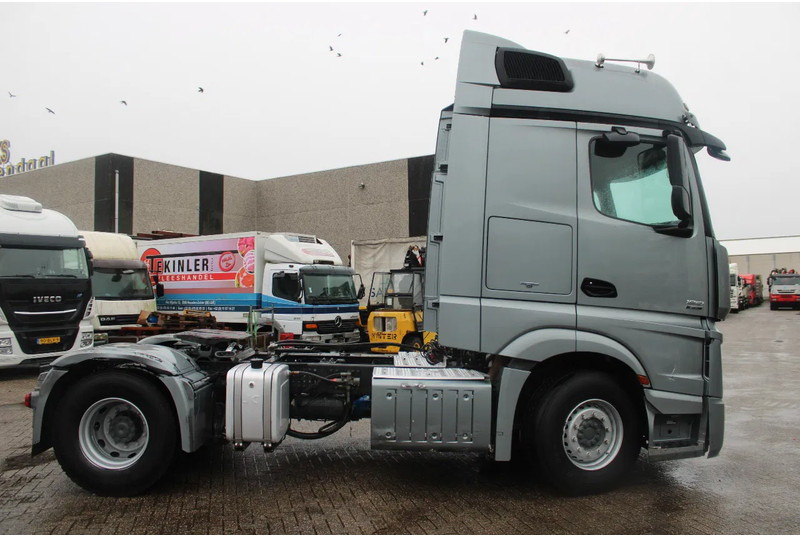Mercedes-Benz Actros 1851 + EURO 5 + Retarder!! - Tegljač: slika Mercedes-Benz Actros 1851 + EURO 5 + Retarder!! - Tegljač Mercedes-Benz Actros 1851 + EURO 5 + Retarder!! - Tegljač: slika Mercedes-Benz Actros 1851 + EURO 5 + Retarder!! - Tegljač