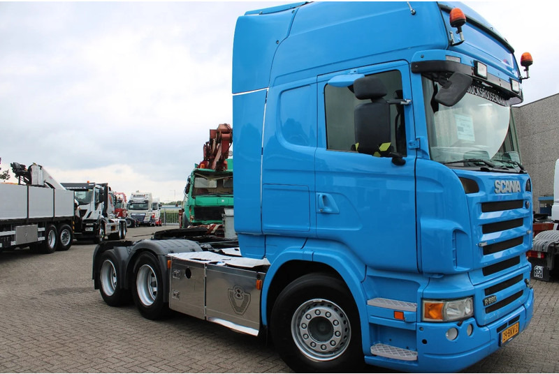 Scania R560 V8 + manual + ADR + 6x2 - Tegljač: slika Scania R560 V8 + manual + ADR + 6x2 - Tegljač Scania R560 V8 + manual + ADR + 6x2 - Tegljač: slika Scania R560 V8 + manual + ADR + 6x2 - Tegljač