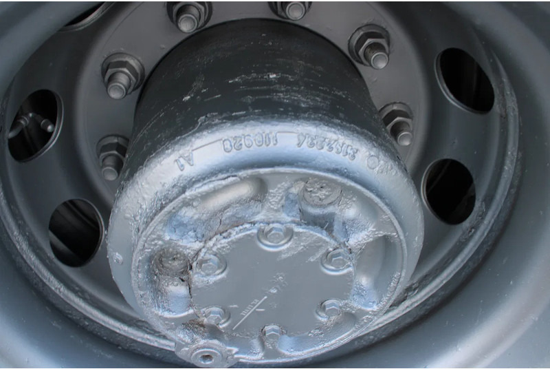 Tegljač Volvo FH 16.540 + 6x4 EURO 5 + palfinger epsilon 30t/m + MANUAL: slika Tegljač Volvo FH 16.540 + 6x4 EURO 5 + palfinger epsilon 30t/m + MANUAL