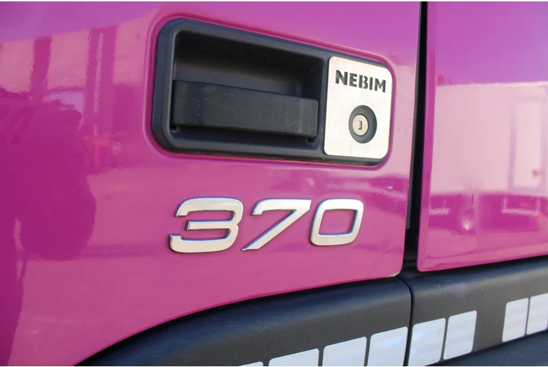 Kamion s kranom Volvo FM 370 + PALFINGER 23002 /6EXT + REMOTE + 6X2 STEERING: slika Kamion s kranom Volvo FM 370 + PALFINGER 23002 /6EXT + REMOTE + 6X2 STEERING
