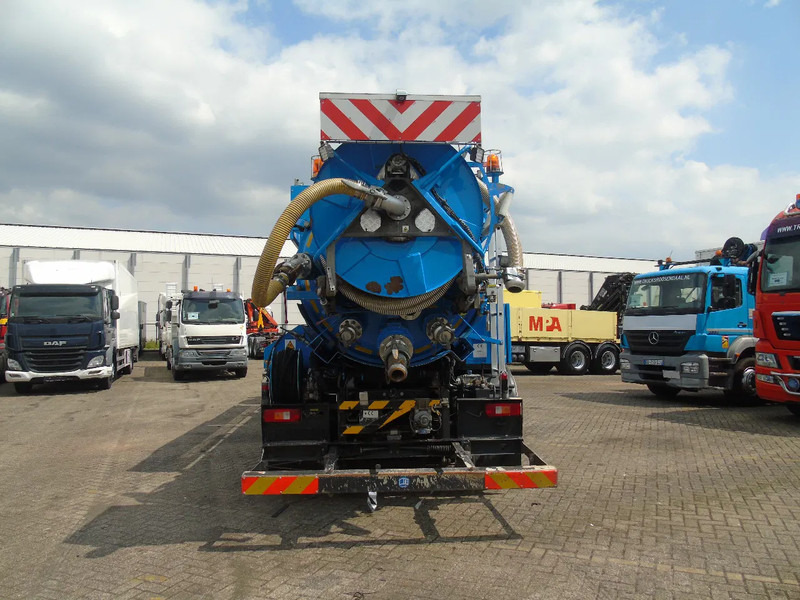 Volvo FM 420 + STOKOTA ECOTA 10.500LITER + 8X2 + WEB - Vakum kamion: slika Volvo FM 420 + STOKOTA ECOTA 10.500LITER + 8X2 + WEB - Vakum kamion Volvo FM 420 + STOKOTA ECOTA 10.500LITER + 8X2 + WEB - Vakum kamion: slika Volvo FM 420 + STOKOTA ECOTA 10.500LITER + 8X2 + WEB - Vakum kamion