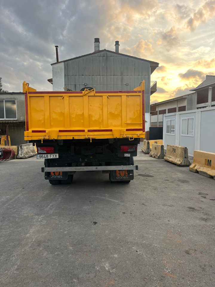 MAN TGM 18.280 4X4 BB - Kamion s kranom: slika MAN TGM 18.280 4X4 BB - Kamion s kranom MAN TGM 18.280 4X4 BB - Kamion s kranom: slika MAN TGM 18.280 4X4 BB - Kamion s kranom