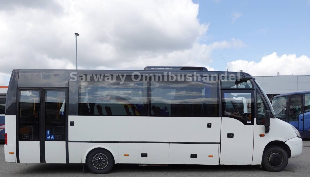 Iveco 65C17 *Klima *Euro5*Wing*Daily*Mago*Rapido*City - Minibus, Putnički kombi: slika Iveco 65C17 *Klima *Euro5*Wing*Daily*Mago*Rapido*City - Minibus, Putnički kombi Iveco 65C17 *Klima *Euro5*Wing*Daily*Mago*Rapido*City - Minibus, Putnički kombi: slika Iveco 65C17 *Klima *Euro5*Wing*Daily*Mago*Rapido*City - Minibus, Putnički kombi