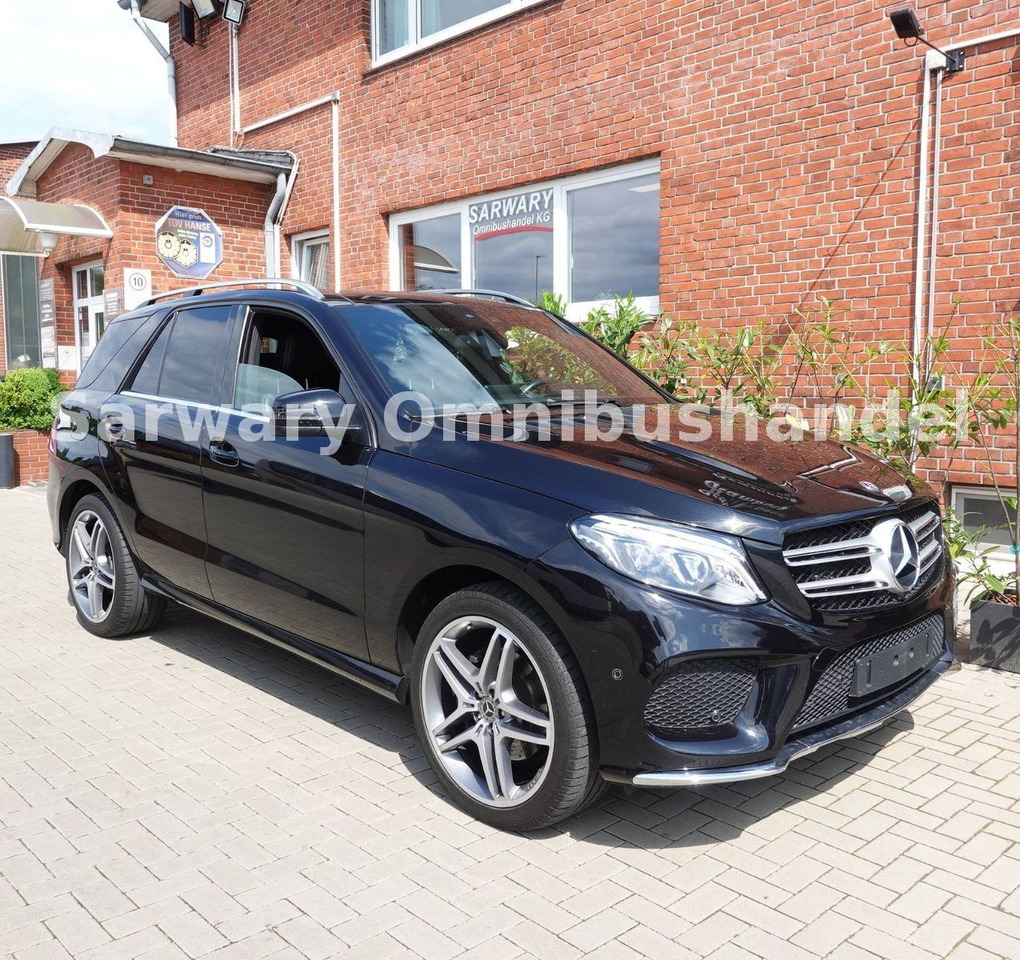 Mercedes-Benz GLE 350 d 4Matic *AMG-Line*AHK*Pano*H&K*Navi* - SUV: slika Mercedes-Benz GLE 350 d 4Matic *AMG-Line*AHK*Pano*H&K*Navi* - SUV Mercedes-Benz GLE 350 d 4Matic *AMG-Line*AHK*Pano*H&K*Navi* - SUV: slika Mercedes-Benz GLE 350 d 4Matic *AMG-Line*AHK*Pano*H&K*Navi* - SUV