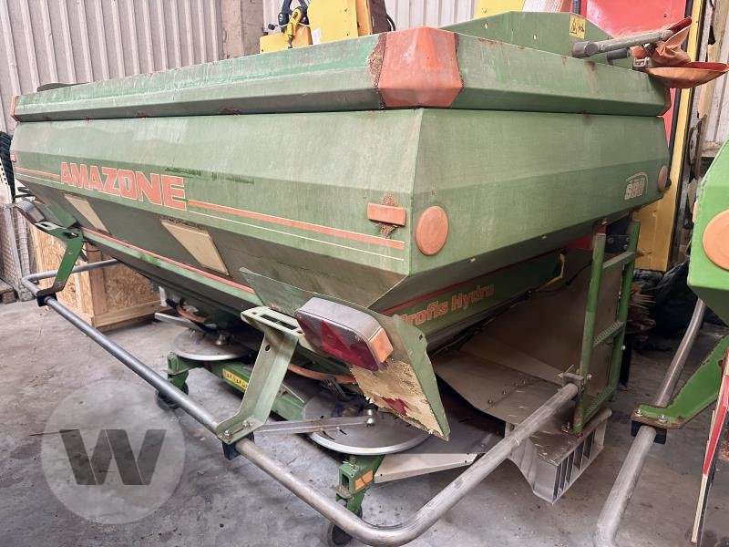 Amazone ZA-M Ultra profiS Hydro - Rasipač gnojiva: slika Amazone ZA-M Ultra profiS Hydro - Rasipač gnojiva Amazone ZA-M Ultra profiS Hydro - Rasipač gnojiva: slika Amazone ZA-M Ultra profiS Hydro - Rasipač gnojiva