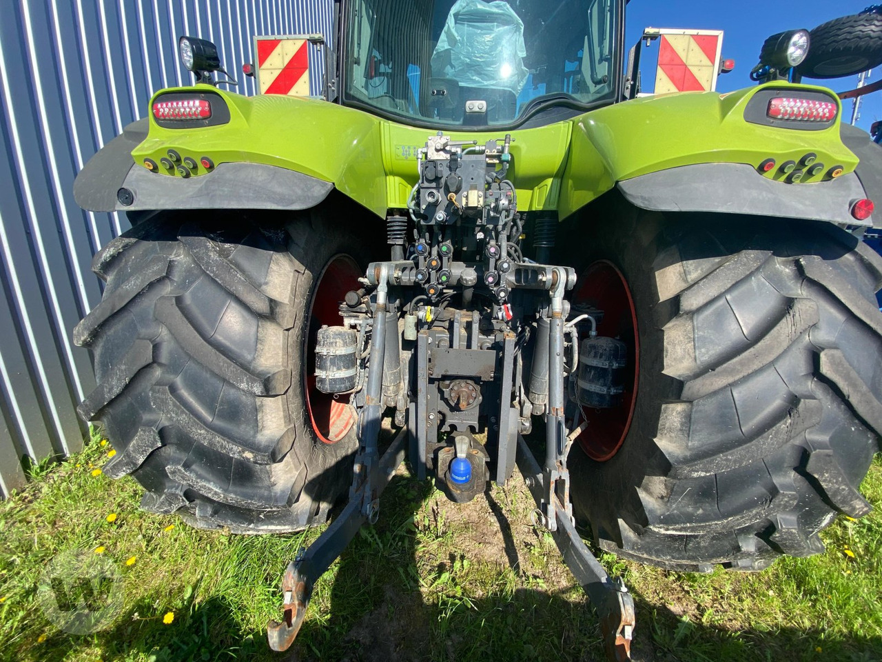 CLAAS Axion 850 - Traktor: slika CLAAS Axion 850 - Traktor CLAAS Axion 850 - Traktor: slika CLAAS Axion 850 - Traktor