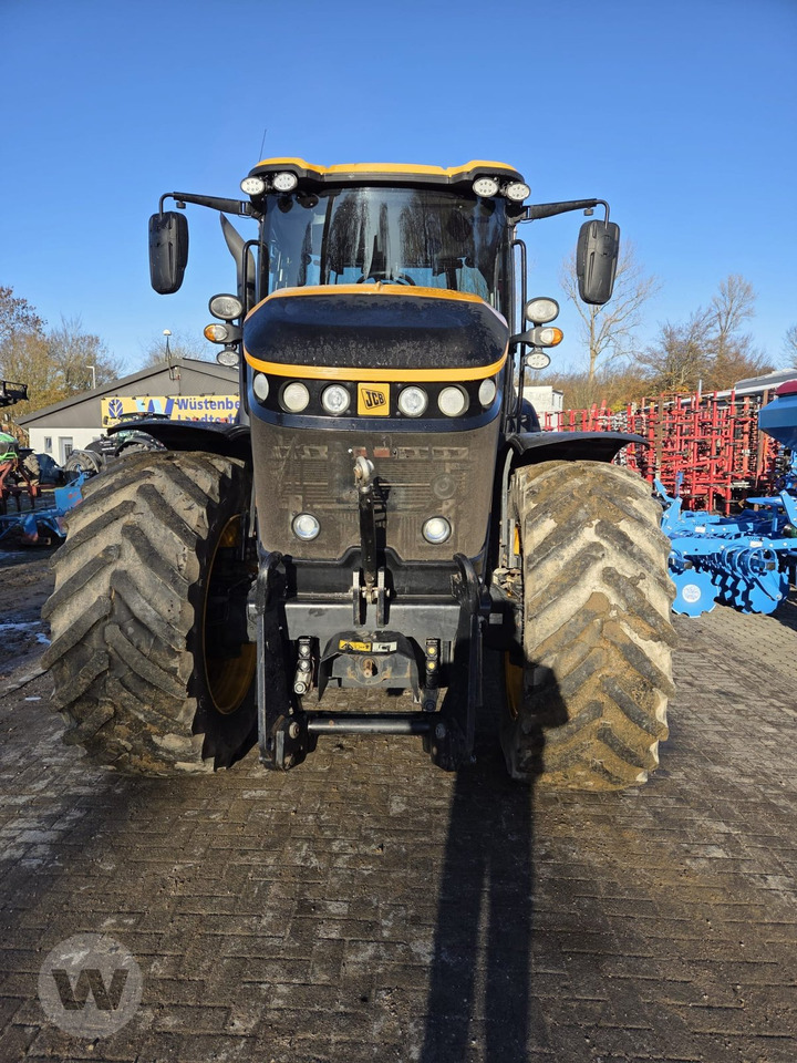 JCB FasTrac 8330 - Traktor: slika JCB FasTrac 8330 - Traktor JCB FasTrac 8330 - Traktor: slika JCB FasTrac 8330 - Traktor