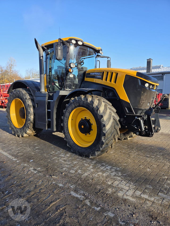 JCB FasTrac 8330 - Traktor: slika JCB FasTrac 8330 - Traktor JCB FasTrac 8330 - Traktor: slika JCB FasTrac 8330 - Traktor