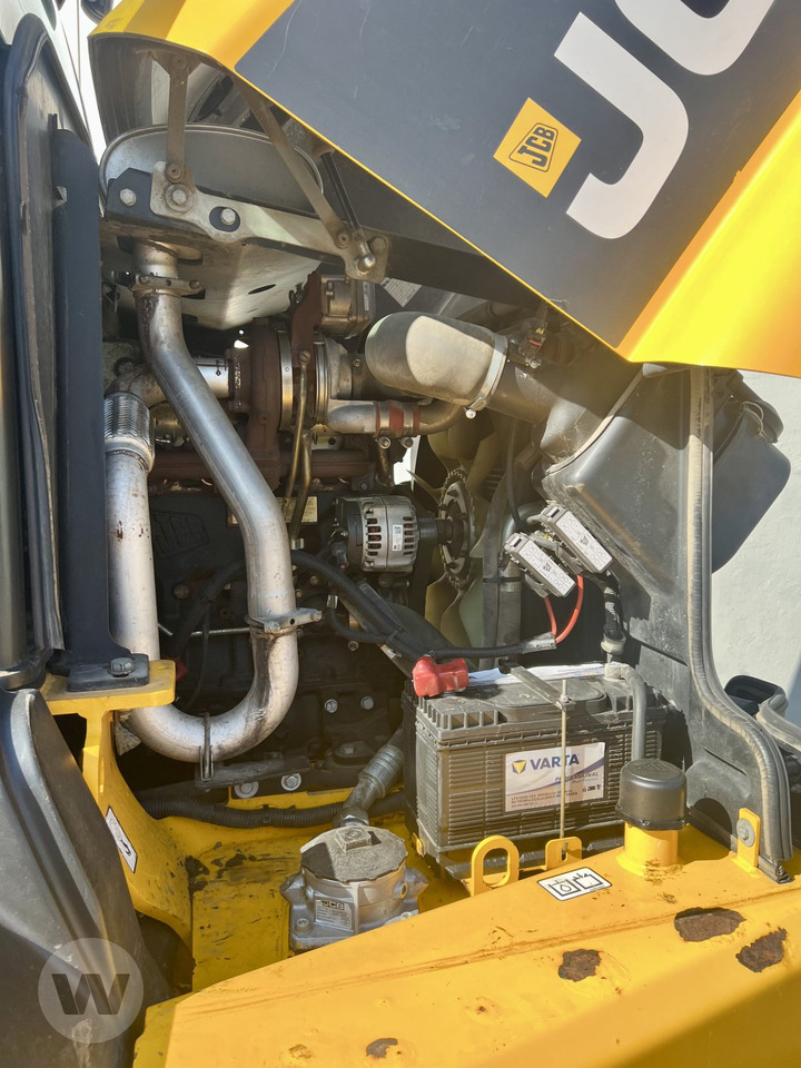 JCB TM 320 S - Utovarivač na kotačima: slika JCB TM 320 S - Utovarivač na kotačima JCB TM 320 S - Utovarivač na kotačima: slika JCB TM 320 S - Utovarivač na kotačima