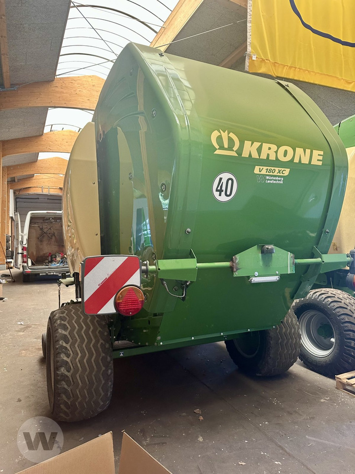 Krone Comprima V 180 XC - Rolo balirka: slika Krone Comprima V 180 XC - Rolo balirka Krone Comprima V 180 XC - Rolo balirka: slika Krone Comprima V 180 XC - Rolo balirka