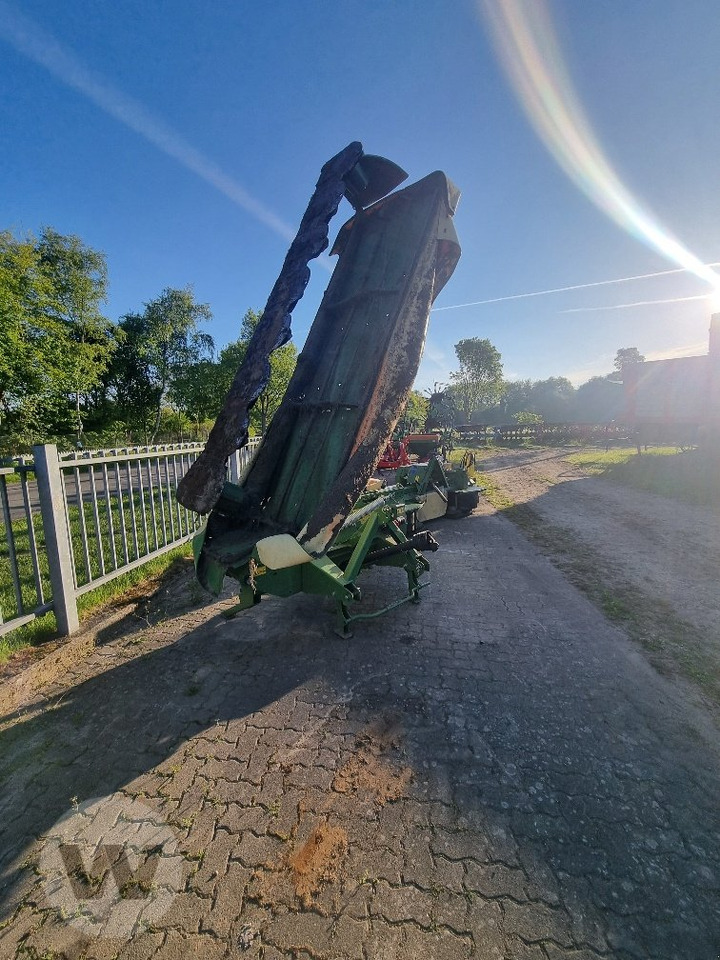 Krone Easy Cut R 360 - Kosilica: slika Krone Easy Cut R 360 - Kosilica Krone Easy Cut R 360 - Kosilica: slika Krone Easy Cut R 360 - Kosilica