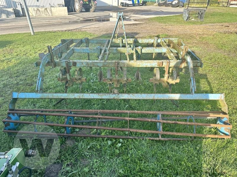 Lemken Smaragd 90-300 - Kultivator: slika Lemken Smaragd 90-300 - Kultivator Lemken Smaragd 90-300 - Kultivator: slika Lemken Smaragd 90-300 - Kultivator