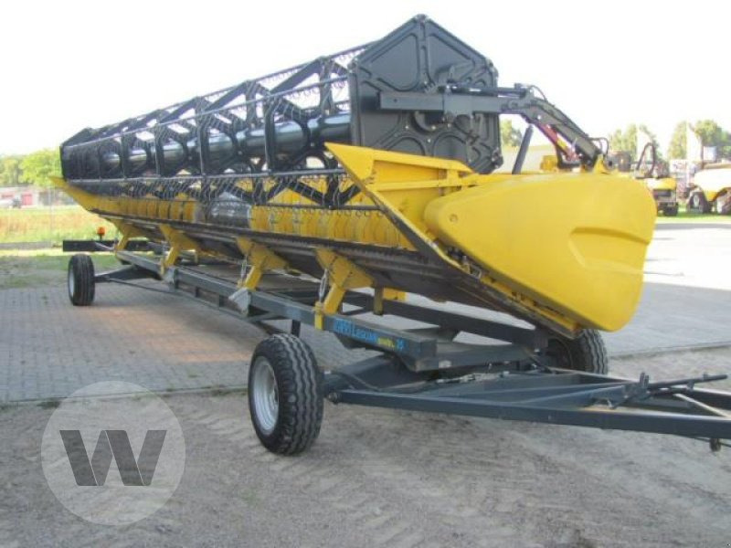New Holland CR 9090 SCR - Kombajn za žetvu: slika New Holland CR 9090 SCR - Kombajn za žetvu New Holland CR 9090 SCR - Kombajn za žetvu: slika New Holland CR 9090 SCR - Kombajn za žetvu