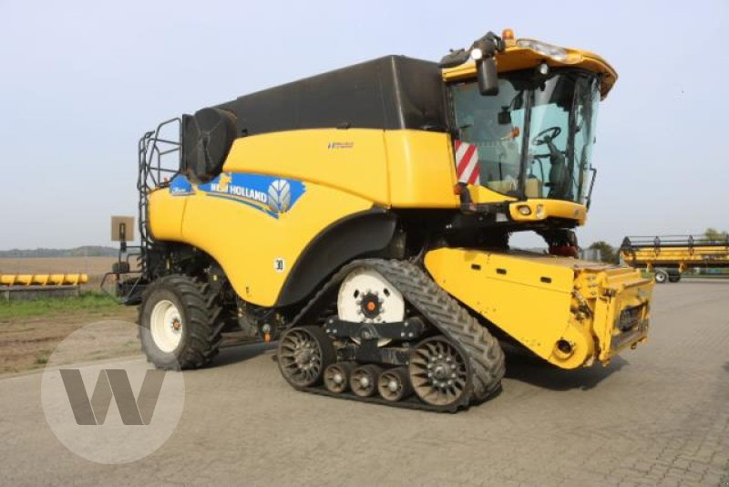 New Holland CR 9090 SCR - Kombajn za žetvu: slika New Holland CR 9090 SCR - Kombajn za žetvu New Holland CR 9090 SCR - Kombajn za žetvu: slika New Holland CR 9090 SCR - Kombajn za žetvu