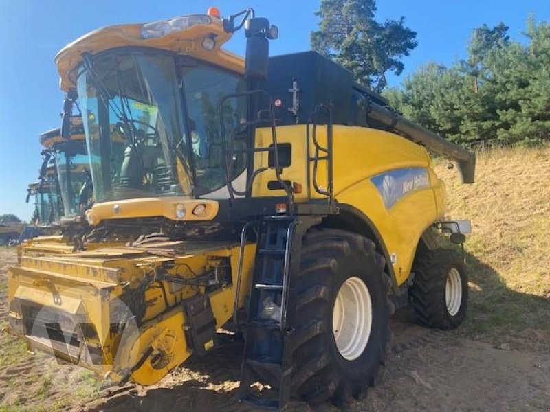New Holland CR 980 - Kombajn za žetvu: slika New Holland CR 980 - Kombajn za žetvu New Holland CR 980 - Kombajn za žetvu: slika New Holland CR 980 - Kombajn za žetvu