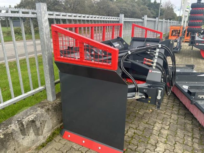 Saphir Kombi 4501 - Oprema za silose: slika Saphir Kombi 4501 - Oprema za silose Saphir Kombi 4501 - Oprema za silose: slika Saphir Kombi 4501 - Oprema za silose