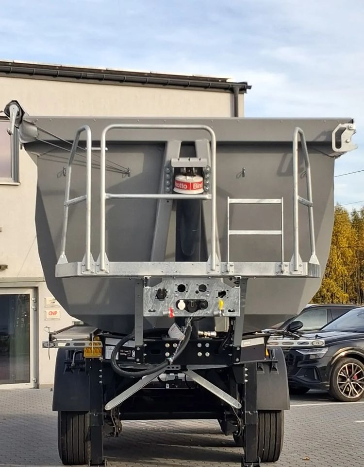 Kögel stalowa wywrotka 27 m3 - Kiper poluprikolica: slika Kögel stalowa wywrotka 27 m3 - Kiper poluprikolica Kögel stalowa wywrotka 27 m3 - Kiper poluprikolica: slika Kögel stalowa wywrotka 27 m3 - Kiper poluprikolica