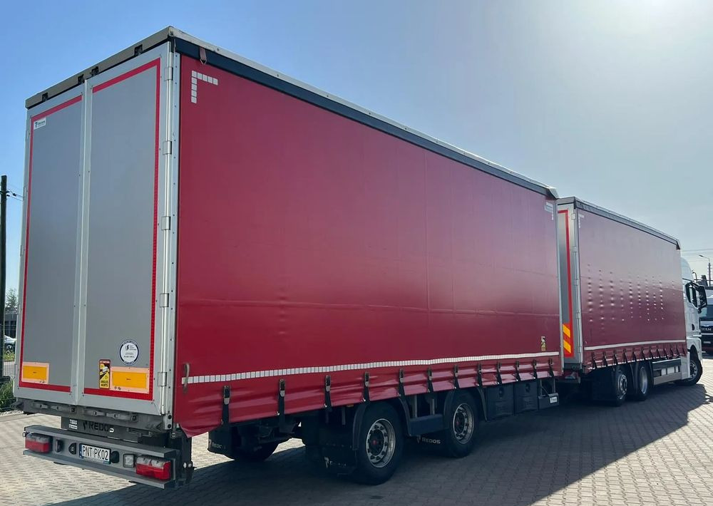 MAN TGX 26.470 z przyczepą Redos - Kamion s ceradom: slika MAN TGX 26.470 z przyczepą Redos - Kamion s ceradom MAN TGX 26.470 z przyczepą Redos - Kamion s ceradom: slika MAN TGX 26.470 z przyczepą Redos - Kamion s ceradom