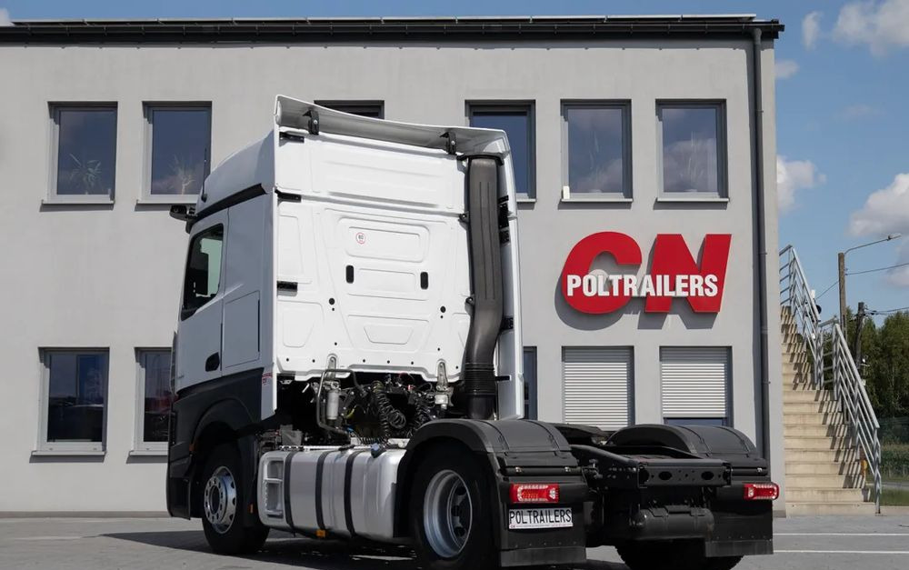 Mercedes-Benz Actros 1845 - Tegljač: slika Mercedes-Benz Actros 1845 - Tegljač Mercedes-Benz Actros 1845 - Tegljač: slika Mercedes-Benz Actros 1845 - Tegljač