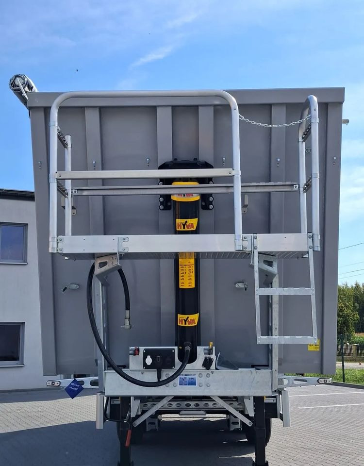 Zaslaw Wywrotka Aluminiowa 51m3 Klapo-Drzwi - Kiper poluprikolica: slika  Zaslaw Wywrotka Aluminiowa 51m3 Klapo-Drzwi - Kiper poluprikolica Zaslaw Wywrotka Aluminiowa 51m3 Klapo-Drzwi - Kiper poluprikolica: slika  Zaslaw Wywrotka Aluminiowa 51m3 Klapo-Drzwi - Kiper poluprikolica