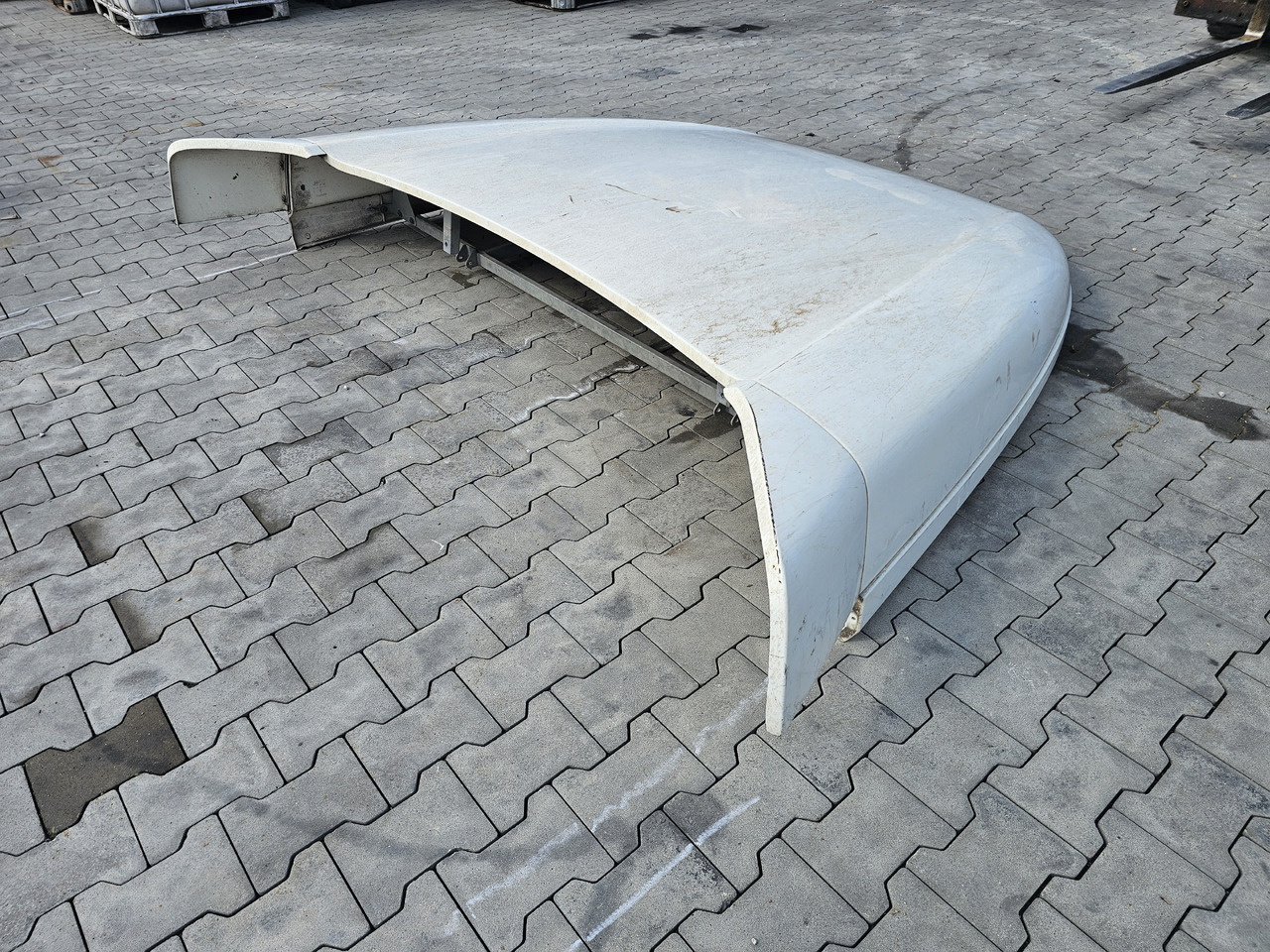 DAF XF105 SPACE CAB / ROOF SPOILER - Aerodinamika/ Spojler: slika DAF XF105 SPACE CAB / ROOF SPOILER - Aerodinamika/ Spojler DAF XF105 SPACE CAB / ROOF SPOILER - Aerodinamika/ Spojler: slika DAF XF105 SPACE CAB / ROOF SPOILER - Aerodinamika/ Spojler