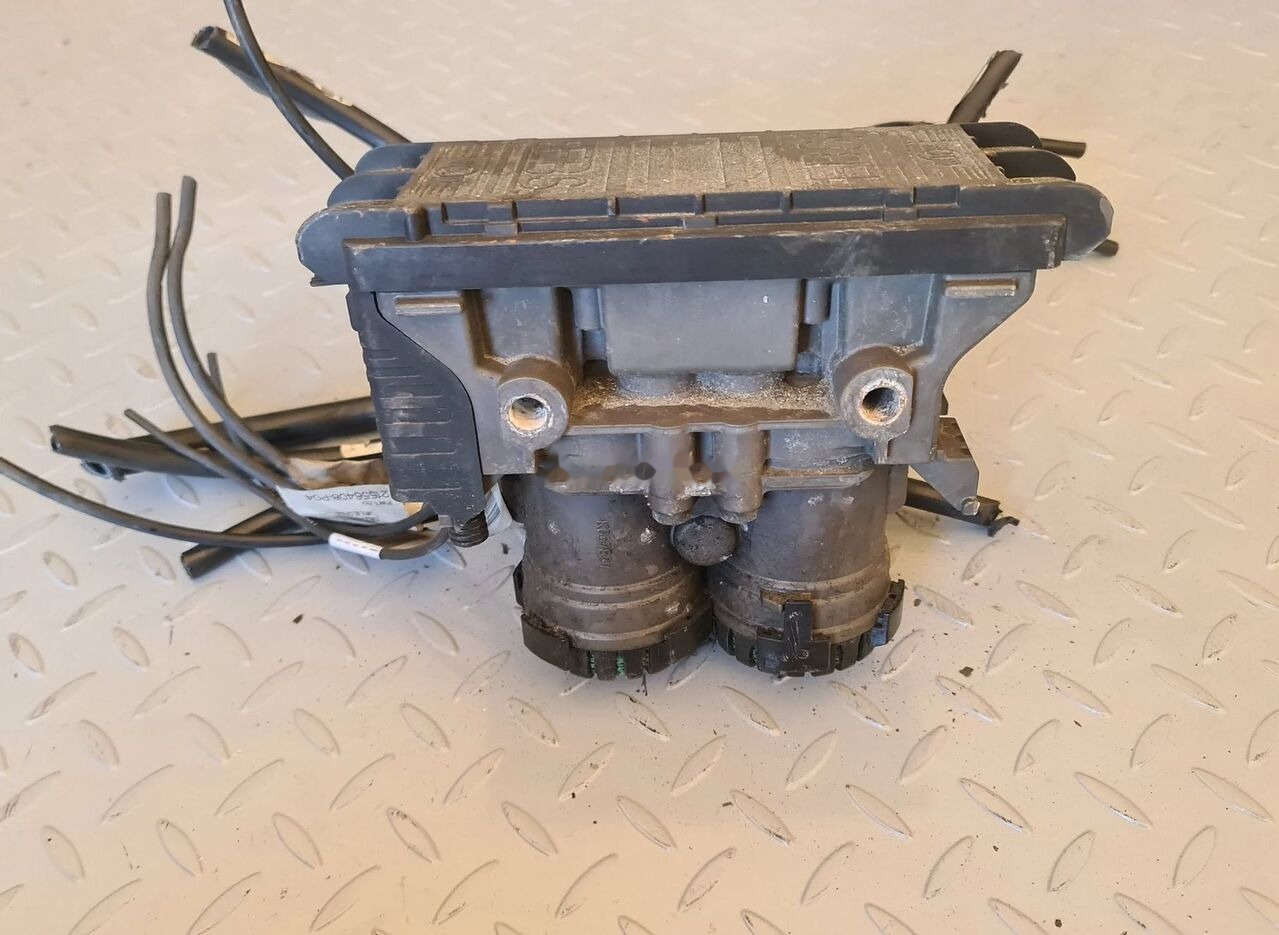 Knorr-Bremse K029247 21114975 Volvo FH4 FM truck - Kočioni ventil za Kamion: slika Knorr-Bremse K029247 21114975 Volvo FH4 FM truck - Kočioni ventil za Kamion Knorr-Bremse K029247 21114975 Volvo FH4 FM truck - Kočioni ventil za Kamion: slika Knorr-Bremse K029247 21114975 Volvo FH4 FM truck - Kočioni ventil za Kamion