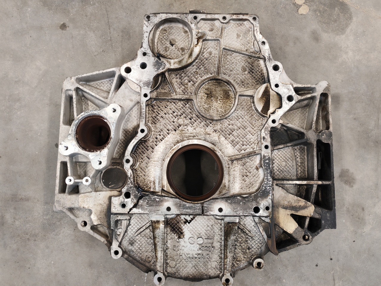 MAN TGS TGX EURO6 / D2676LF / FLYWHEEL HOUSING / 51014013297 - Zamašnjak: slika MAN TGS TGX EURO6 / D2676LF / FLYWHEEL HOUSING / 51014013297 - Zamašnjak MAN TGS TGX EURO6 / D2676LF / FLYWHEEL HOUSING / 51014013297 - Zamašnjak: slika MAN TGS TGX EURO6 / D2676LF / FLYWHEEL HOUSING / 51014013297 - Zamašnjak