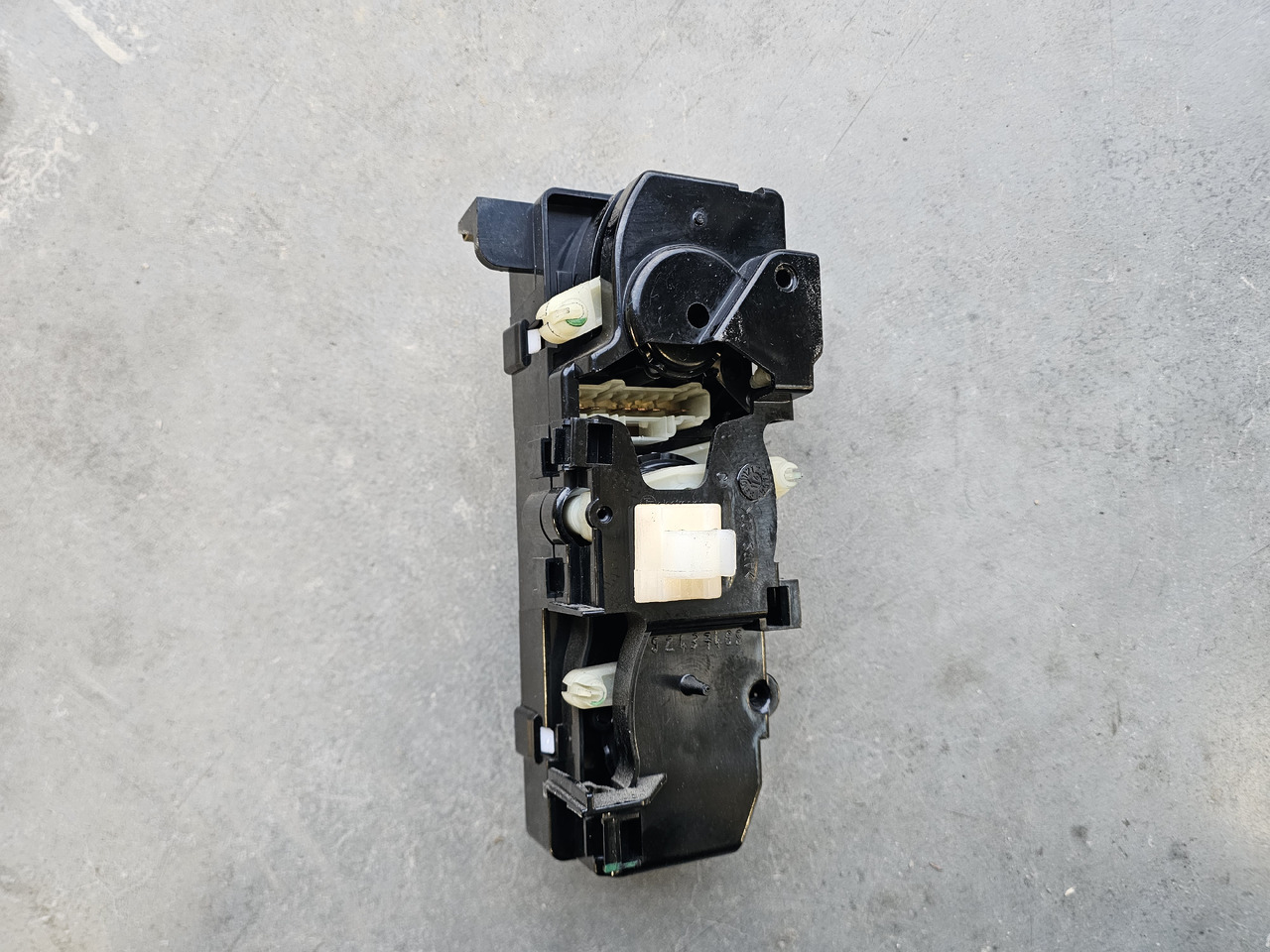 MERCEDES-BENZ ATEGO EURO 6 / HEATER PANEL / A9678200197 - Grijanje/ Ventilacija: slika MERCEDES-BENZ ATEGO EURO 6 / HEATER PANEL / A9678200197 - Grijanje/ Ventilacija MERCEDES-BENZ ATEGO EURO 6 / HEATER PANEL / A9678200197 - Grijanje/ Ventilacija: slika MERCEDES-BENZ ATEGO EURO 6 / HEATER PANEL / A9678200197 - Grijanje/ Ventilacija