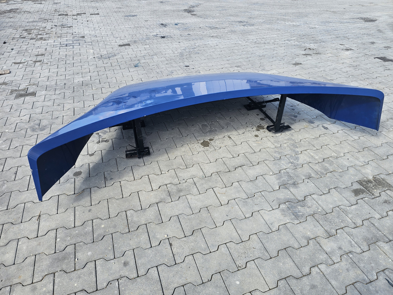 RENAULT RANGE T460 T480 T520 / ROOF SPOILER - Aerodinamika/ Spojler: slika RENAULT RANGE T460 T480 T520 / ROOF SPOILER - Aerodinamika/ Spojler RENAULT RANGE T460 T480 T520 / ROOF SPOILER - Aerodinamika/ Spojler: slika RENAULT RANGE T460 T480 T520 / ROOF SPOILER - Aerodinamika/ Spojler
