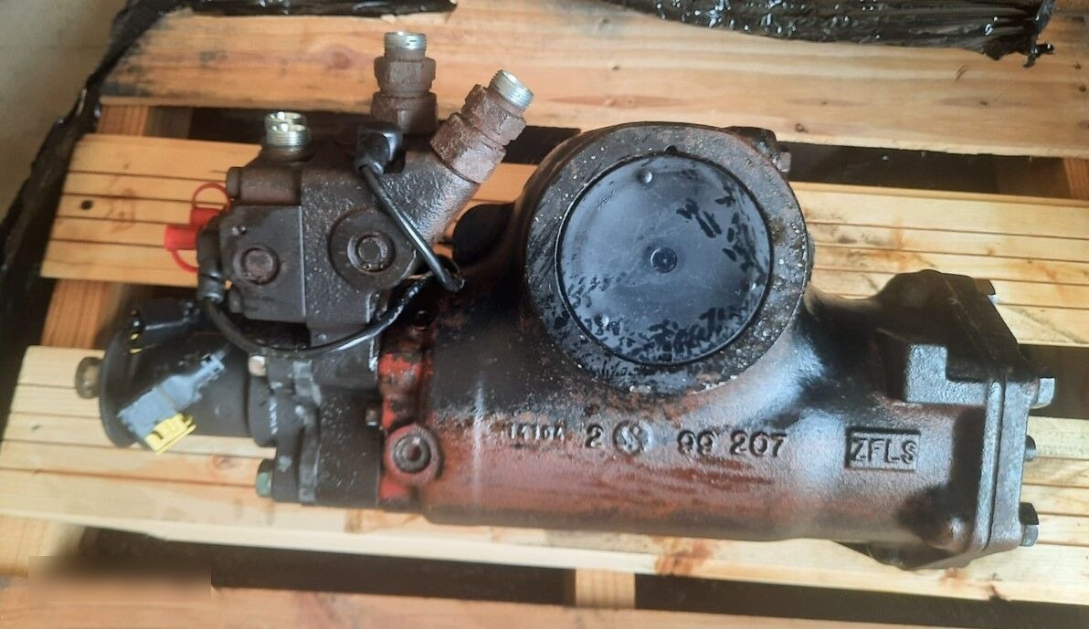 Renault RANGE K C KERAX 8X4 EURO6 Renault - Letva volana za Kamion: slika Renault RANGE K C KERAX 8X4 EURO6 Renault - Letva volana za Kamion Renault RANGE K C KERAX 8X4 EURO6 Renault - Letva volana za Kamion: slika Renault RANGE K C KERAX 8X4 EURO6 Renault - Letva volana za Kamion