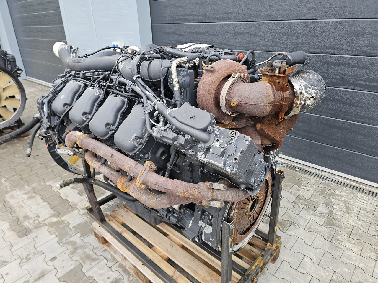 Motor za Kamion SCANIA ENGINE / DC16 101 520HP V8 / EURO 6 / COMPLETE / WORLDWIDE DELIVERY: slika Motor za Kamion SCANIA ENGINE / DC16 101 520HP V8 / EURO 6 / COMPLETE / WORLDWIDE DELIVERY