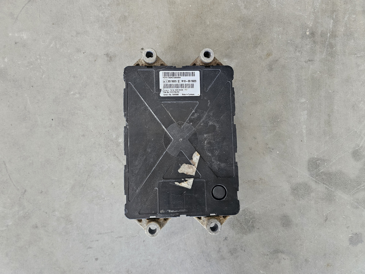 VOLVO FH4 FM4 / ADBLUE SCR CONTROL UNIT / 21911783 P01 - Upravljačka jedinica (ECU): slika VOLVO FH4 FM4 / ADBLUE SCR CONTROL UNIT / 21911783 P01 - Upravljačka jedinica (ECU) VOLVO FH4 FM4 / ADBLUE SCR CONTROL UNIT / 21911783 P01 - Upravljačka jedinica (ECU): slika VOLVO FH4 FM4 / ADBLUE SCR CONTROL UNIT / 21911783 P01 - Upravljačka jedinica (ECU)