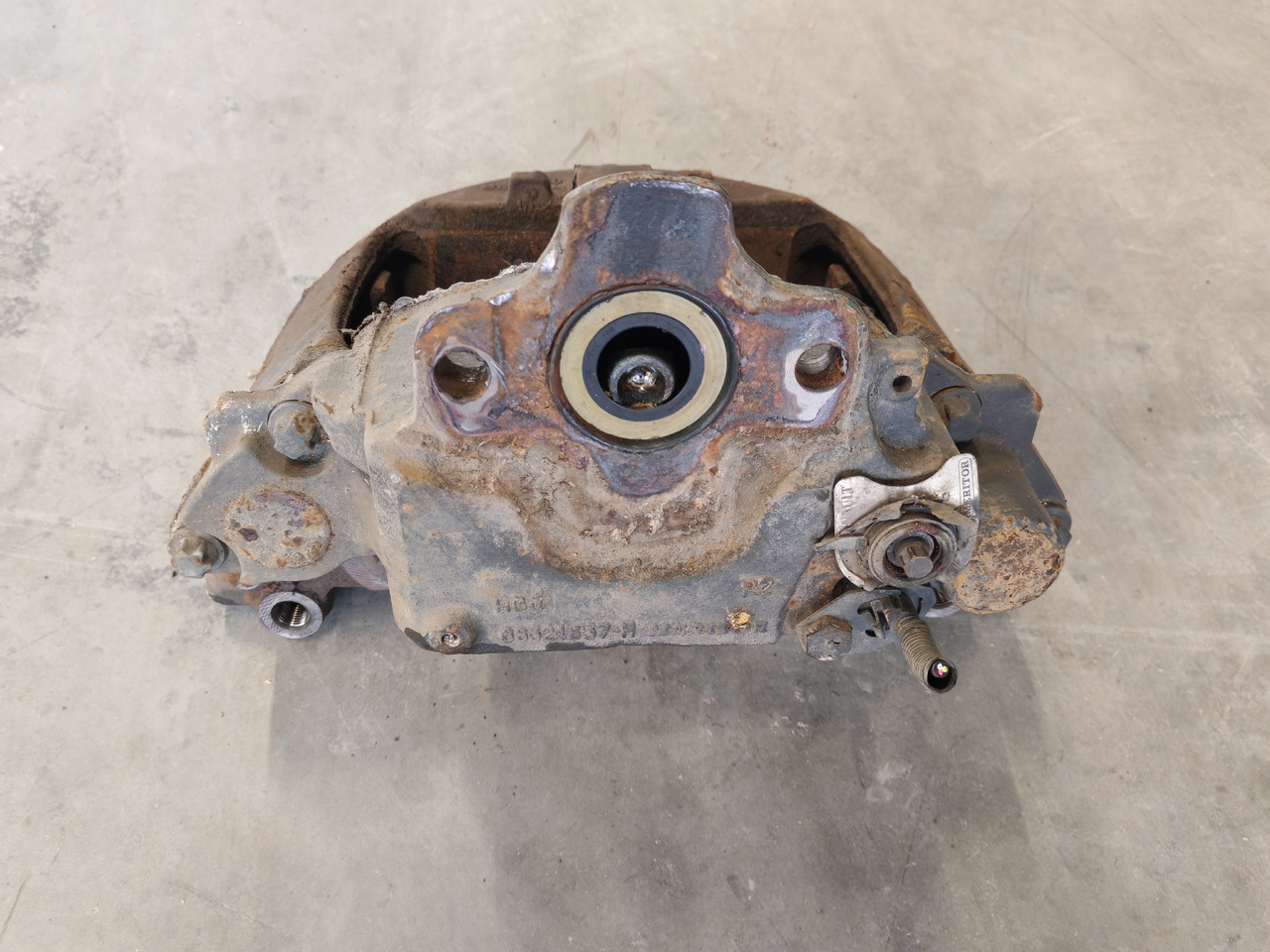 VOLVO RENAULT DXI / MERITOR ELSA 225 / BRAKE CALIPER / RIGHT - Kočiona čeljust: slika VOLVO RENAULT DXI / MERITOR ELSA 225 / BRAKE CALIPER / RIGHT - Kočiona čeljust VOLVO RENAULT DXI / MERITOR ELSA 225 / BRAKE CALIPER / RIGHT - Kočiona čeljust: slika VOLVO RENAULT DXI / MERITOR ELSA 225 / BRAKE CALIPER / RIGHT - Kočiona čeljust